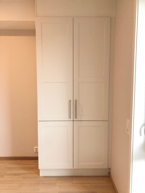 Integrert garderobeskap på soverommet Galleribilde