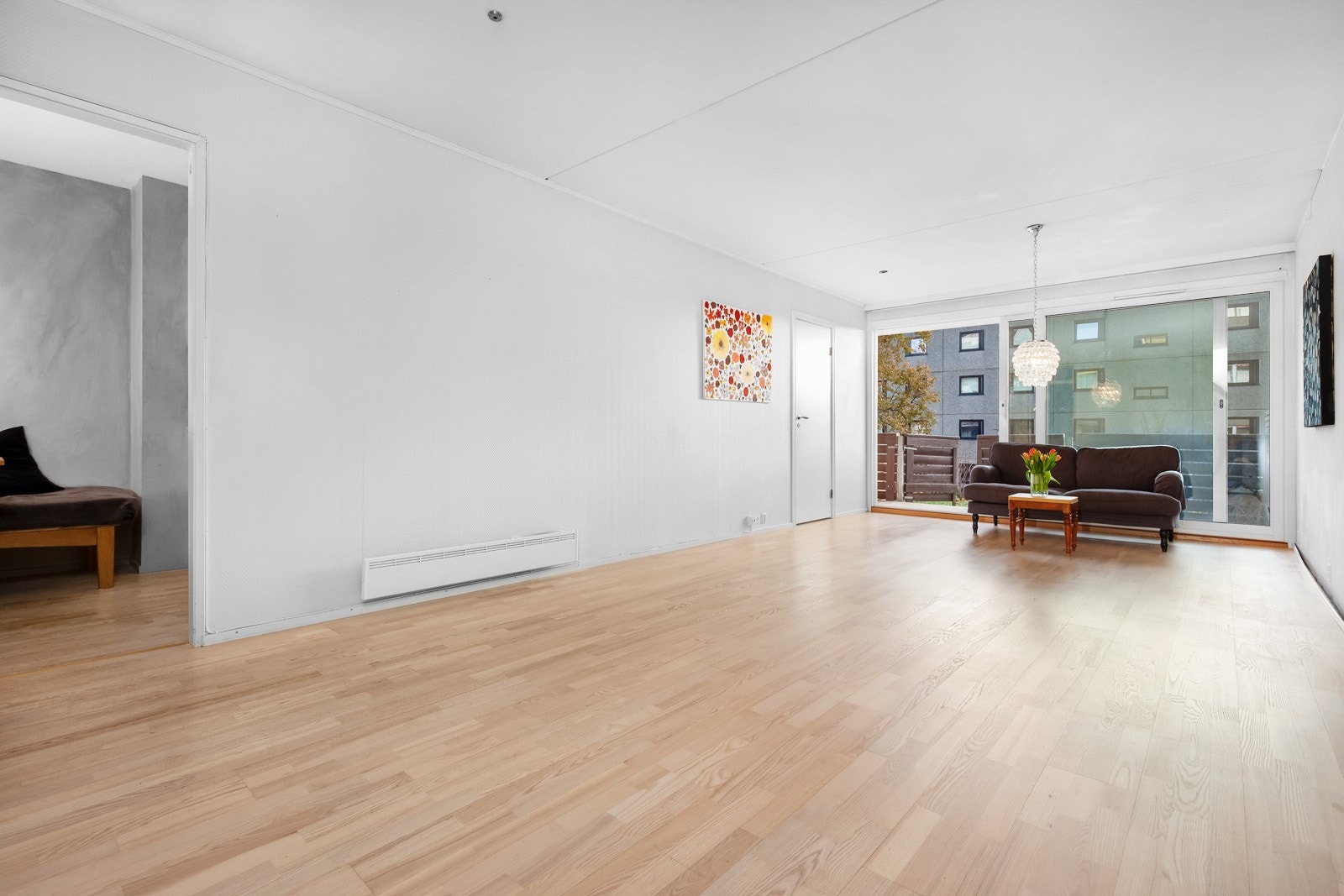 Utgang til terrasse fra stuen Galleribilde