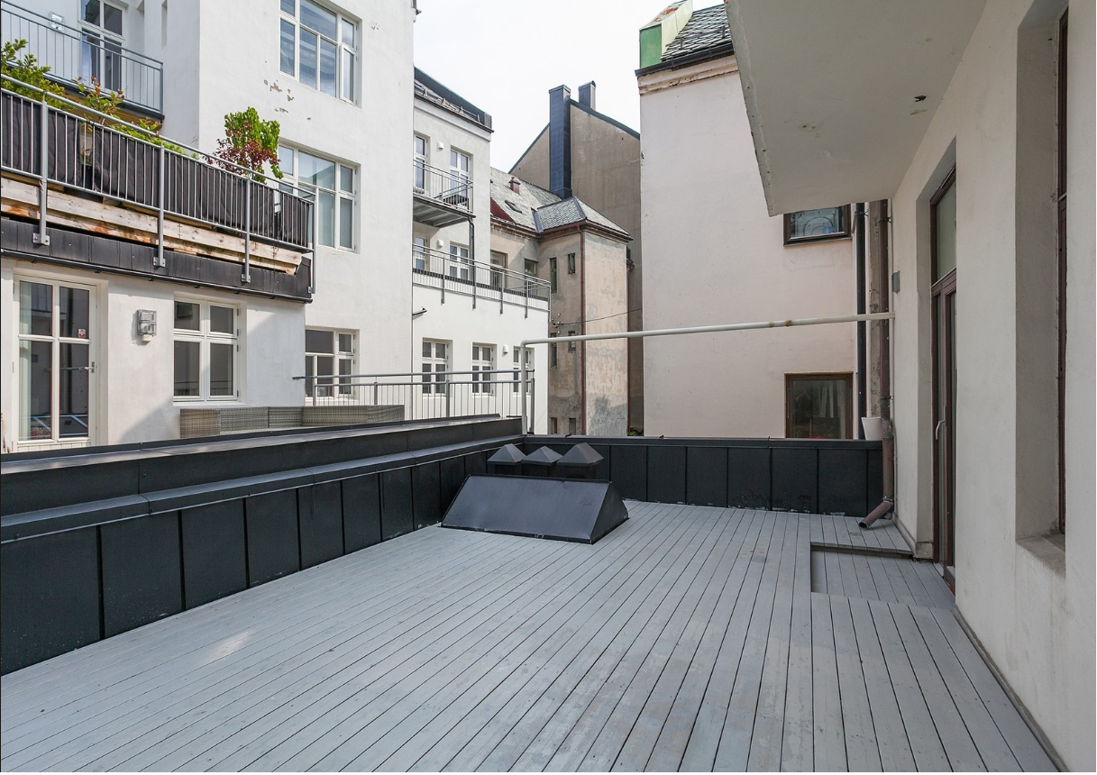 Felles terrasse Galleribilde