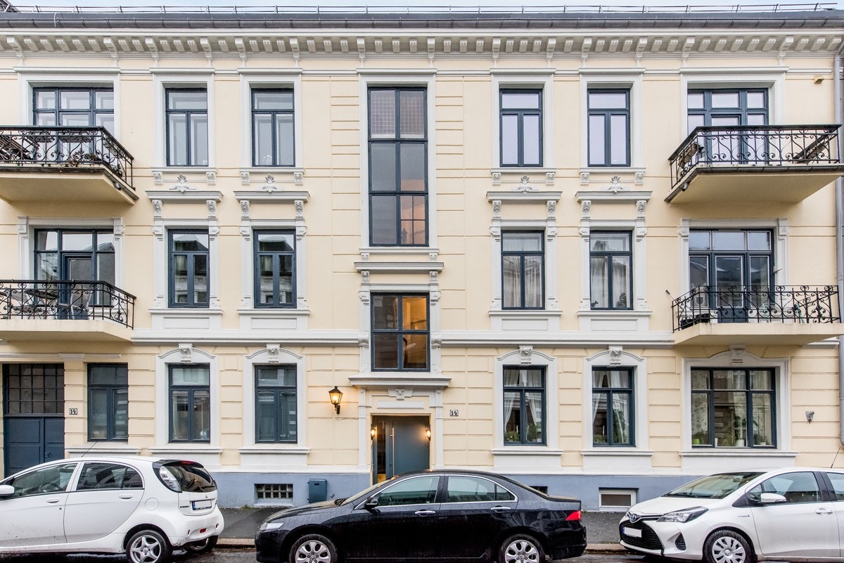 Fasade Middelthuns gate 14 Galleribilde