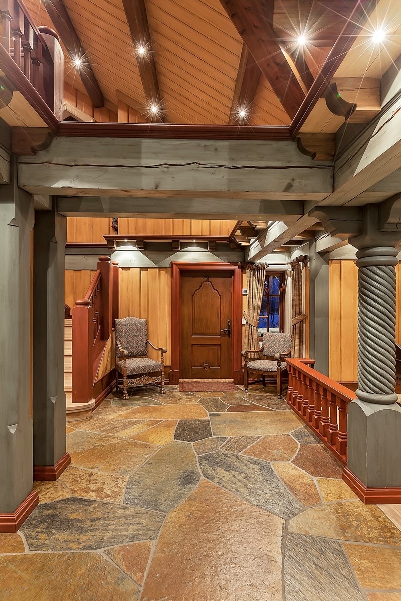 Skiferlagt hall/entré Galleribilde