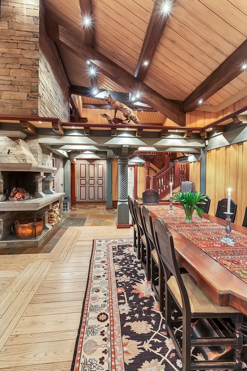 Hytten er tegnet av arkitekt Finn Sandmæl Galleribilde