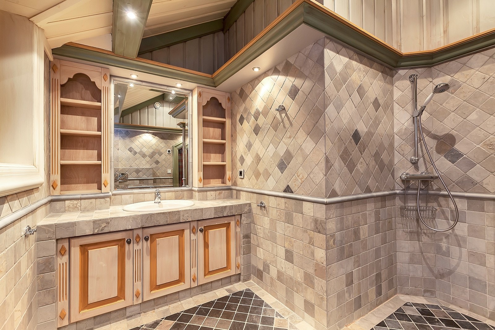 Tilgang til eget bad fra soverommet Galleribilde