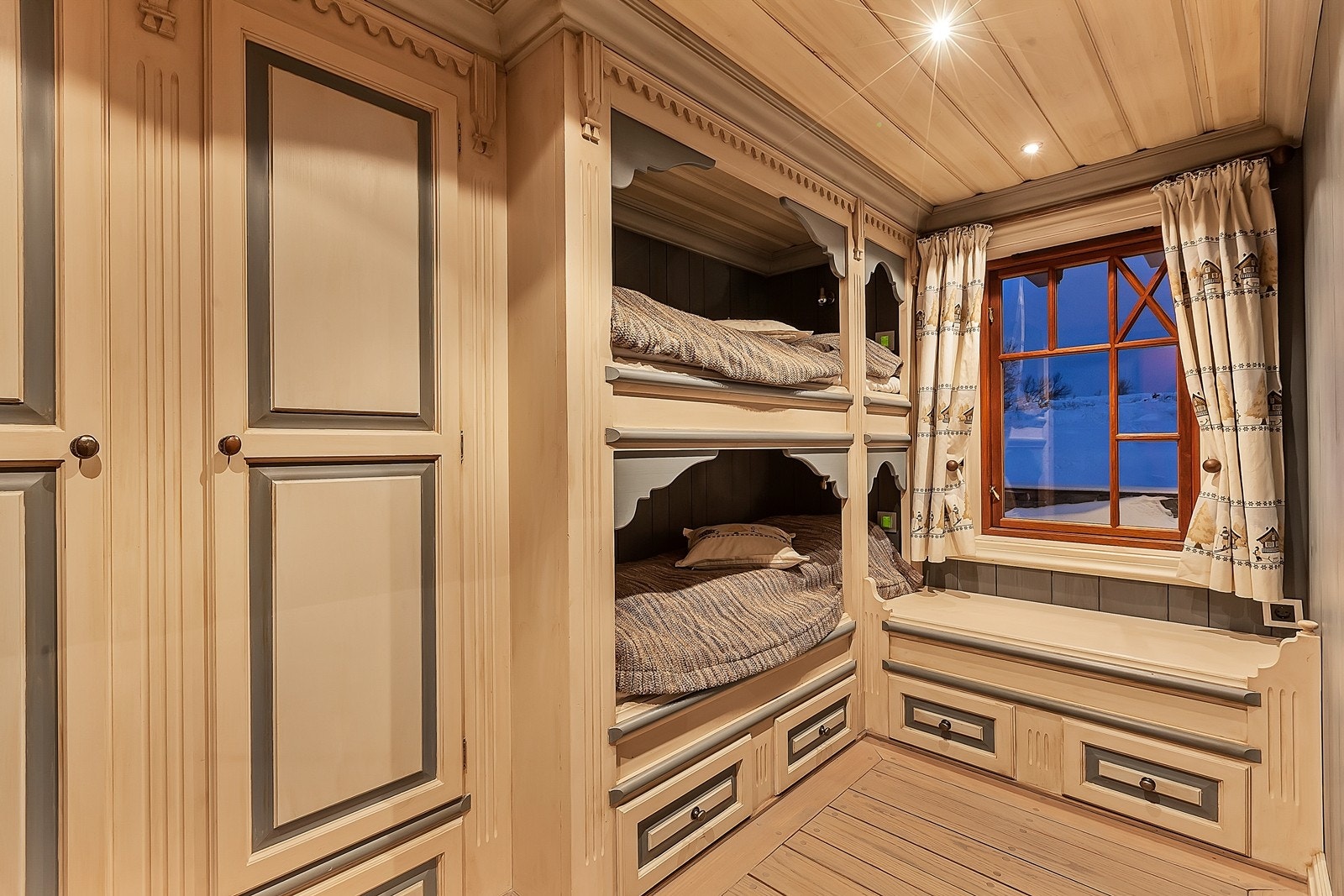 Soverom 3 i 1. etasje Galleribilde