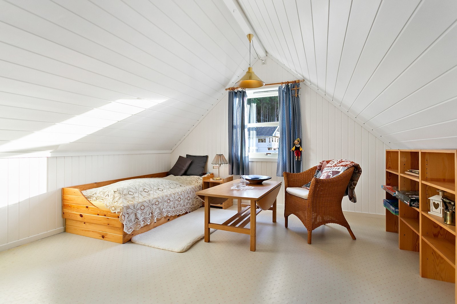 Soverom på loft Galleribilde
