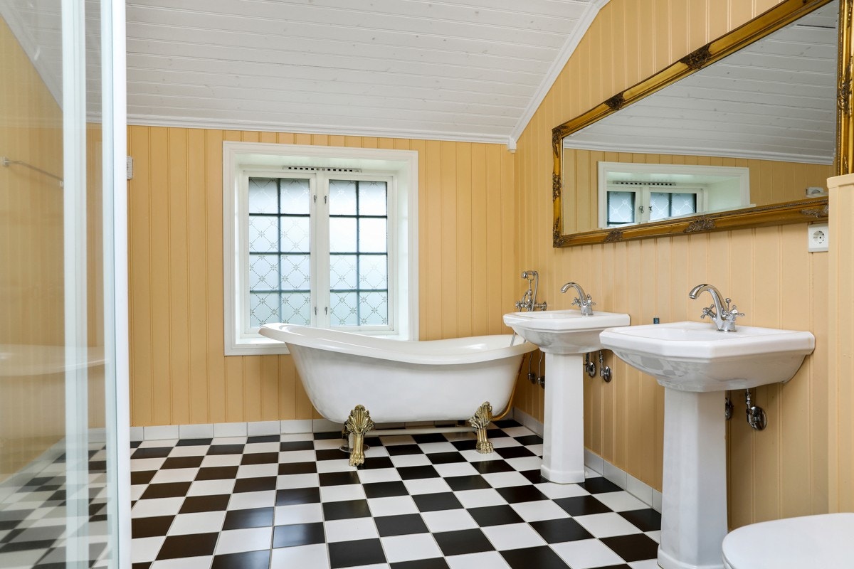 Bad bestyrerbolig Galleribilde