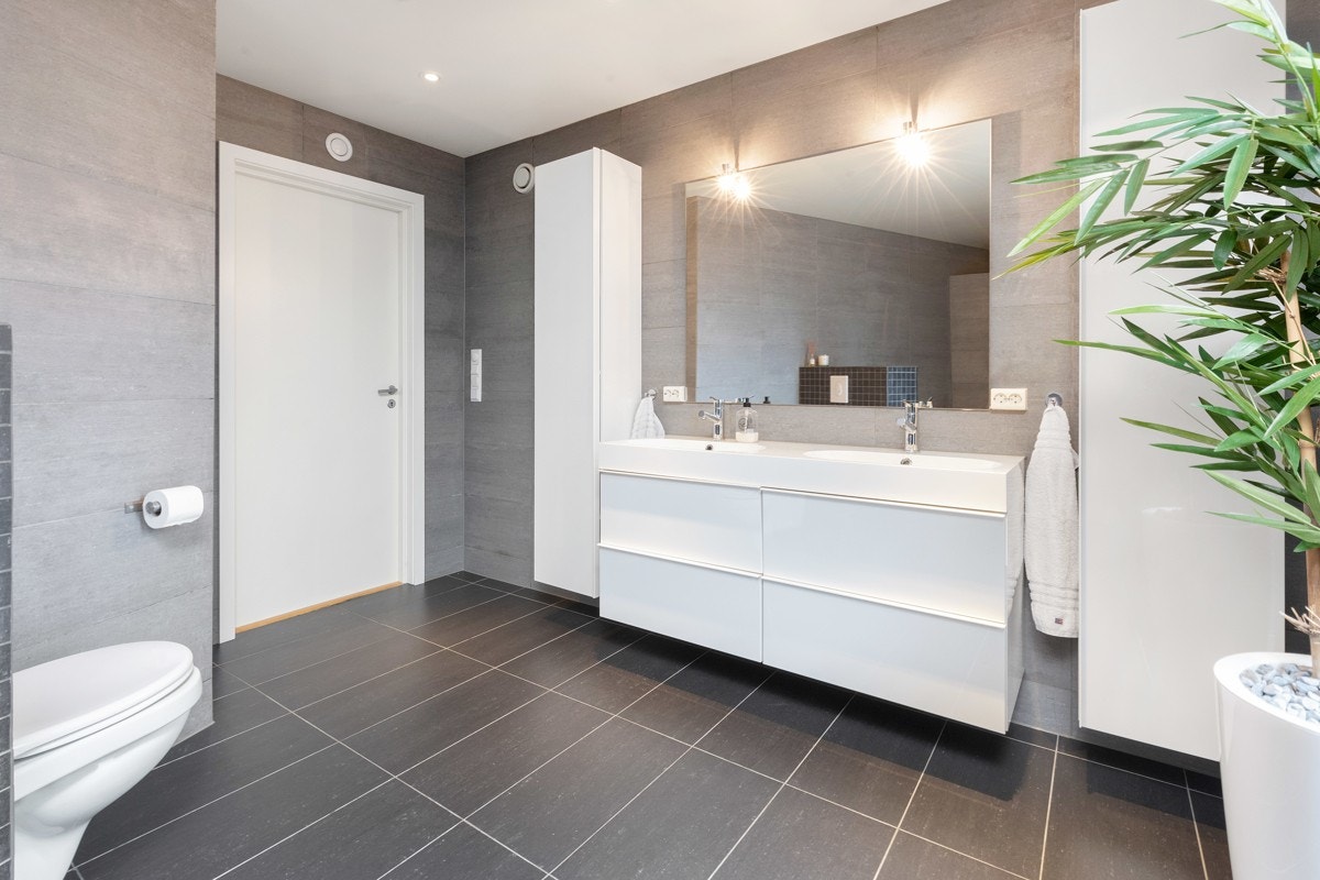 2. etg. - Bad i 2. etg. Galleribilde