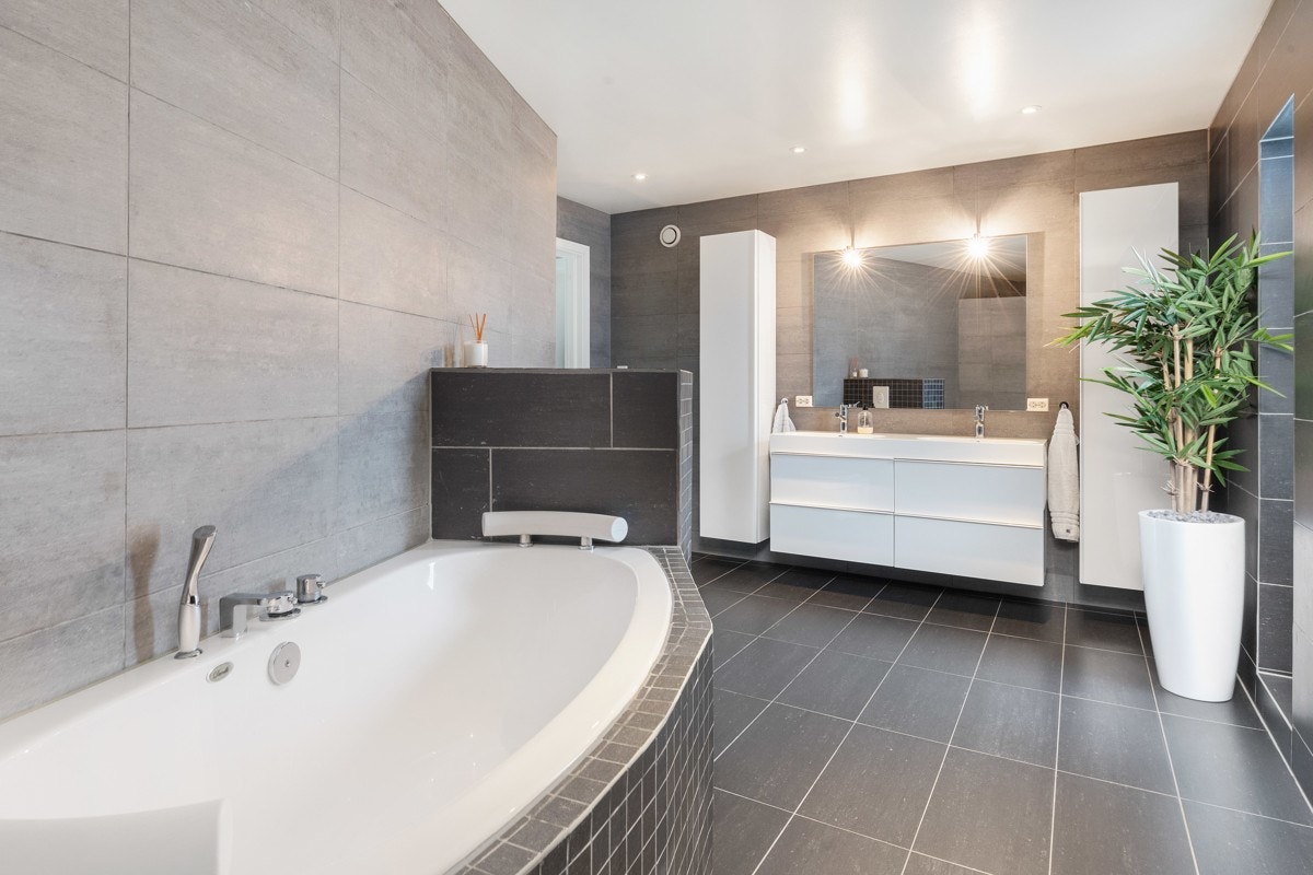 2. etg. - Bad med varmekabler i gulv Galleribilde