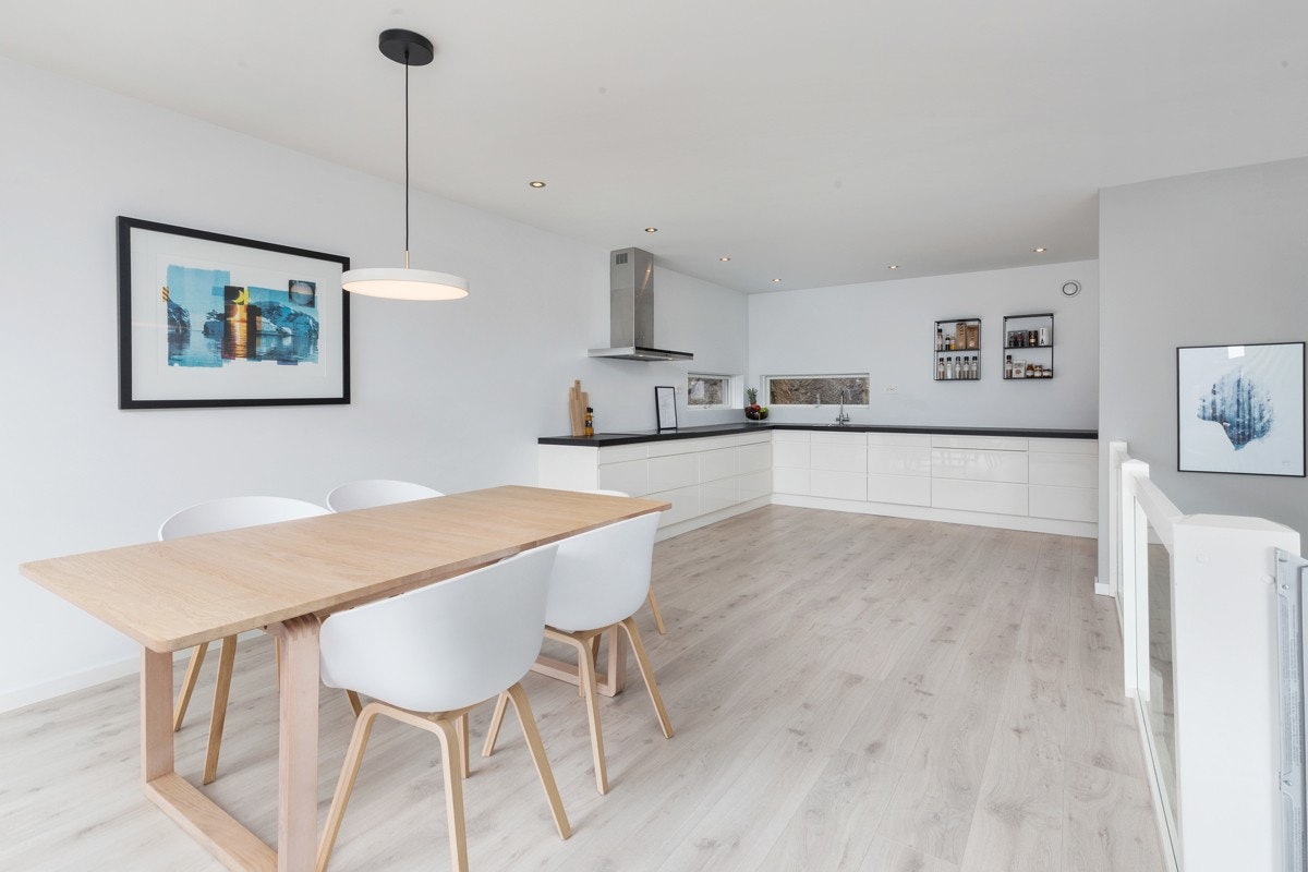 2. etg. - Spiseplass mot kjøkken Galleribilde