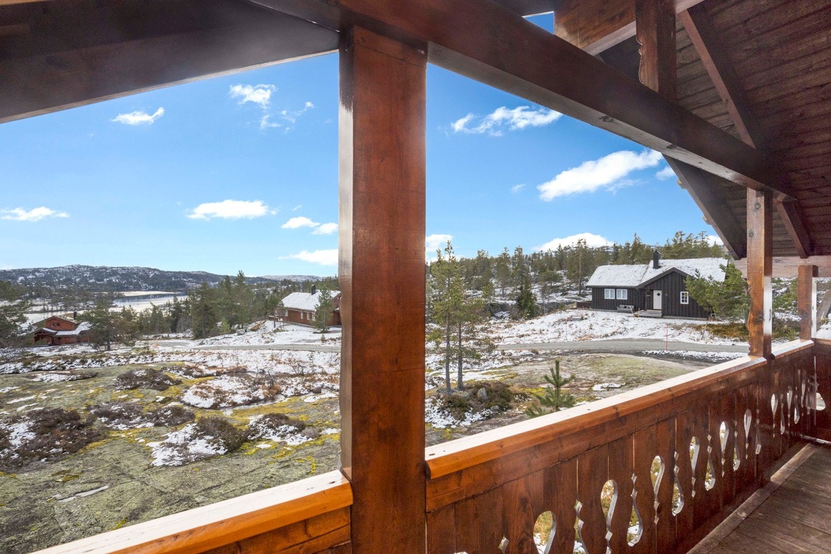 Utsikt fra terrasse i 2. etasje Galleribilde