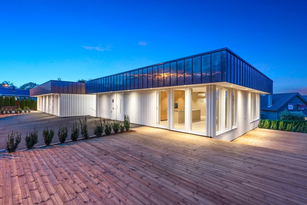 Fasade - spotter med sensor Galleribilde