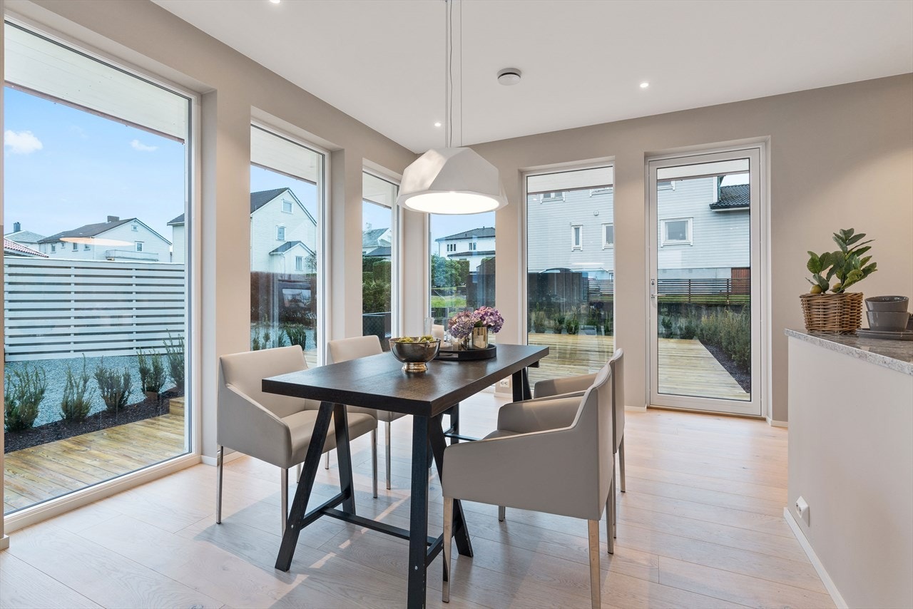 Spisebord Galleribilde