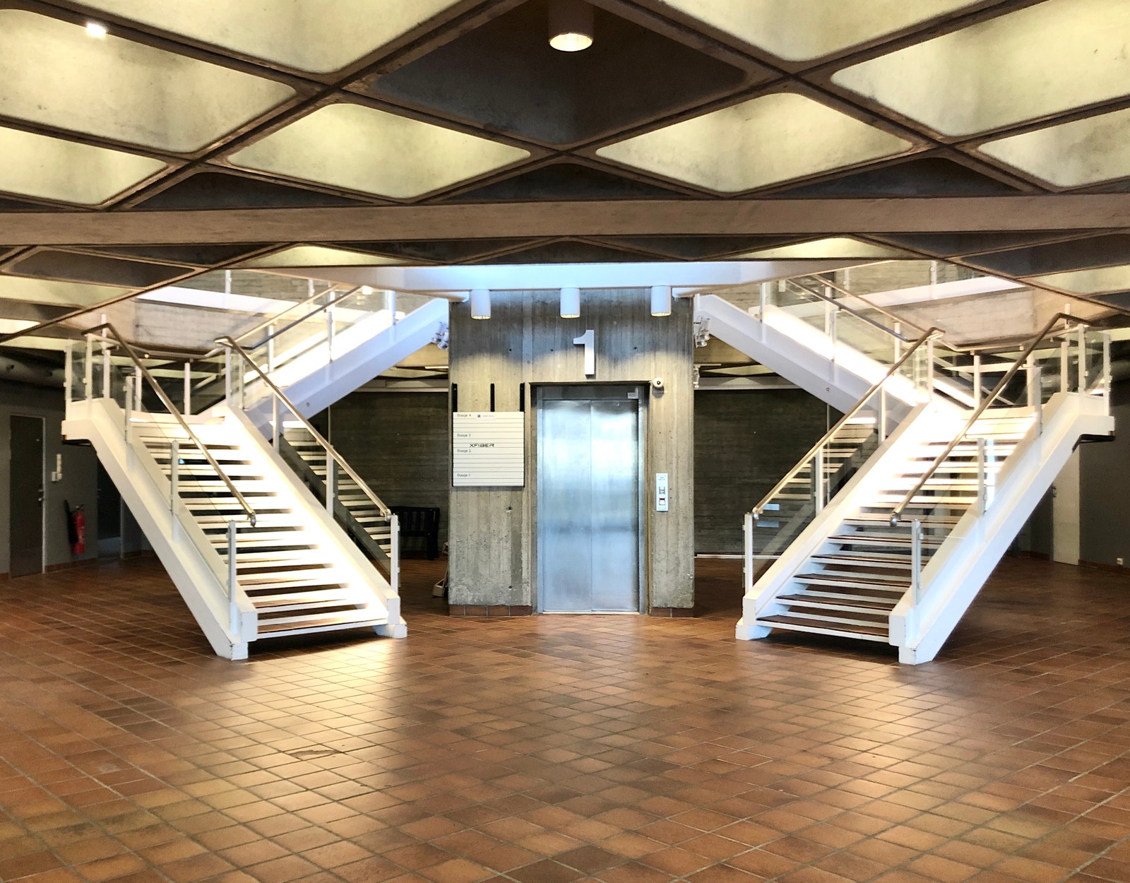 Hovedinngang Galleribilde