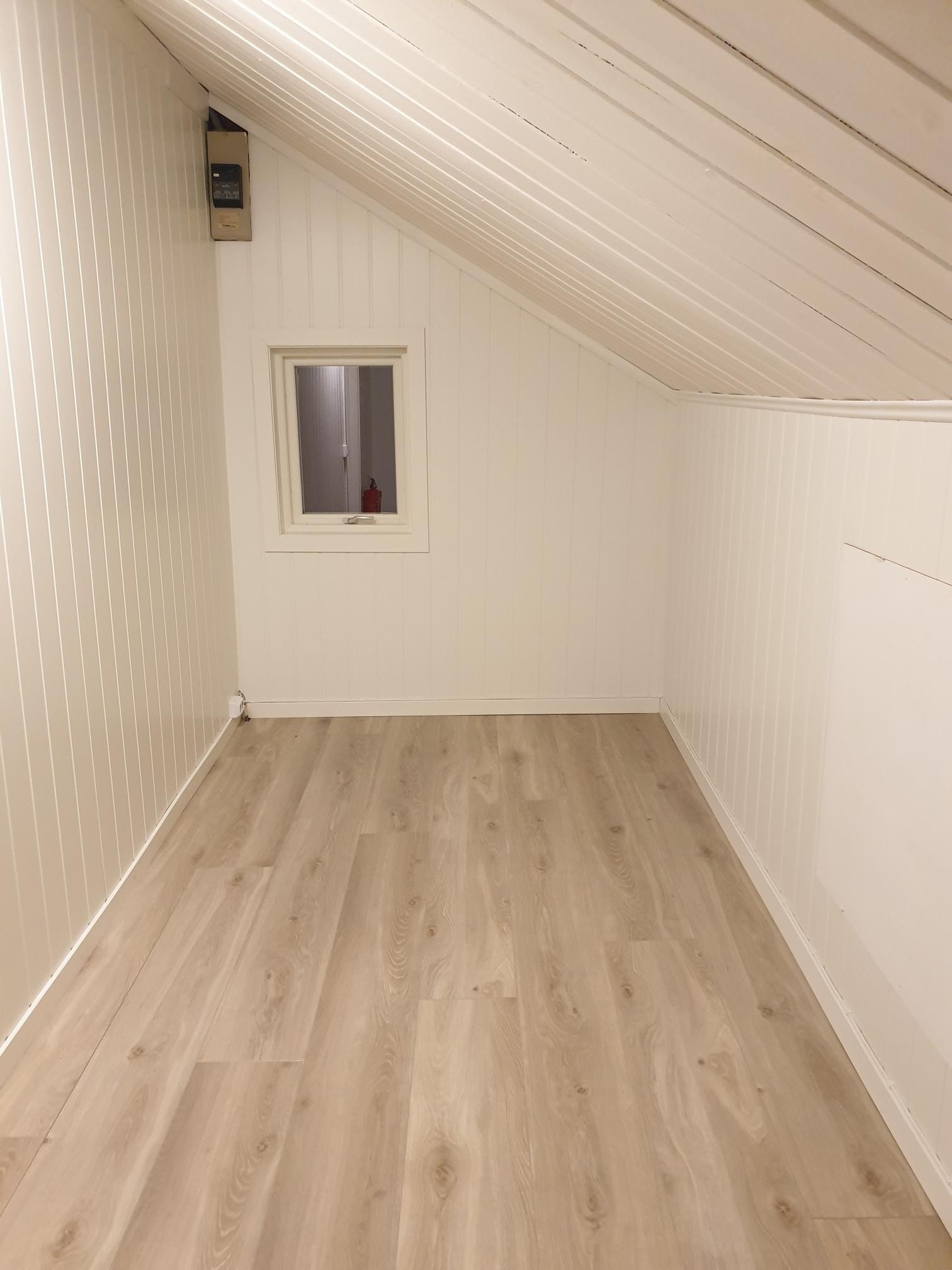 Soverom 5 x 2 meter. Galleribilde