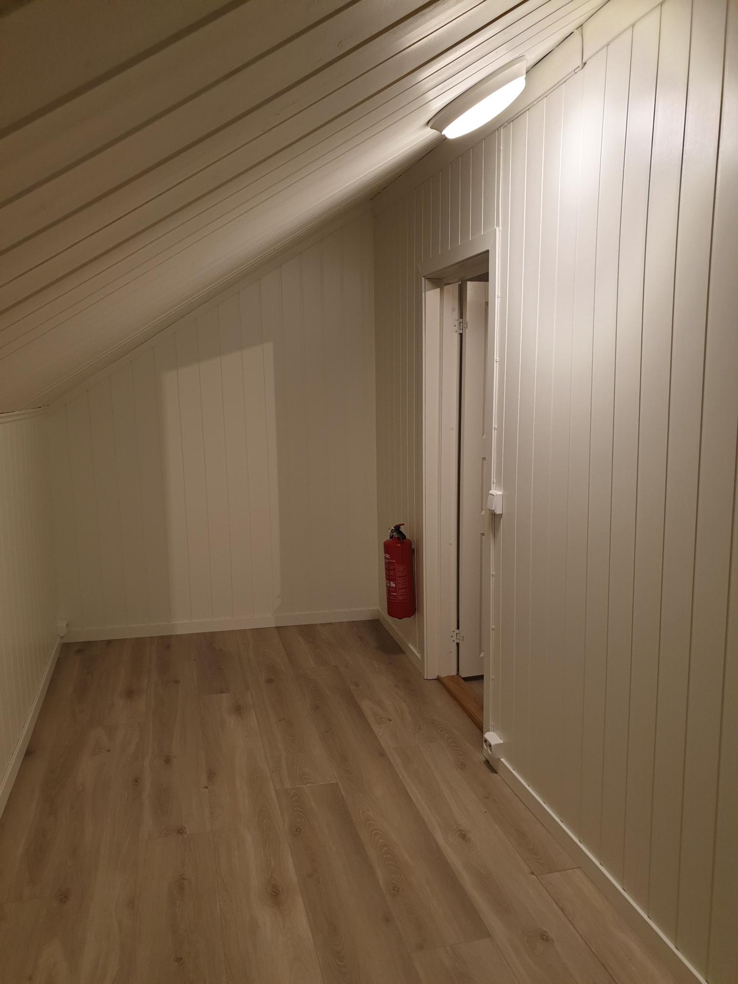 Soverom 5 x 2 meter. Galleribilde