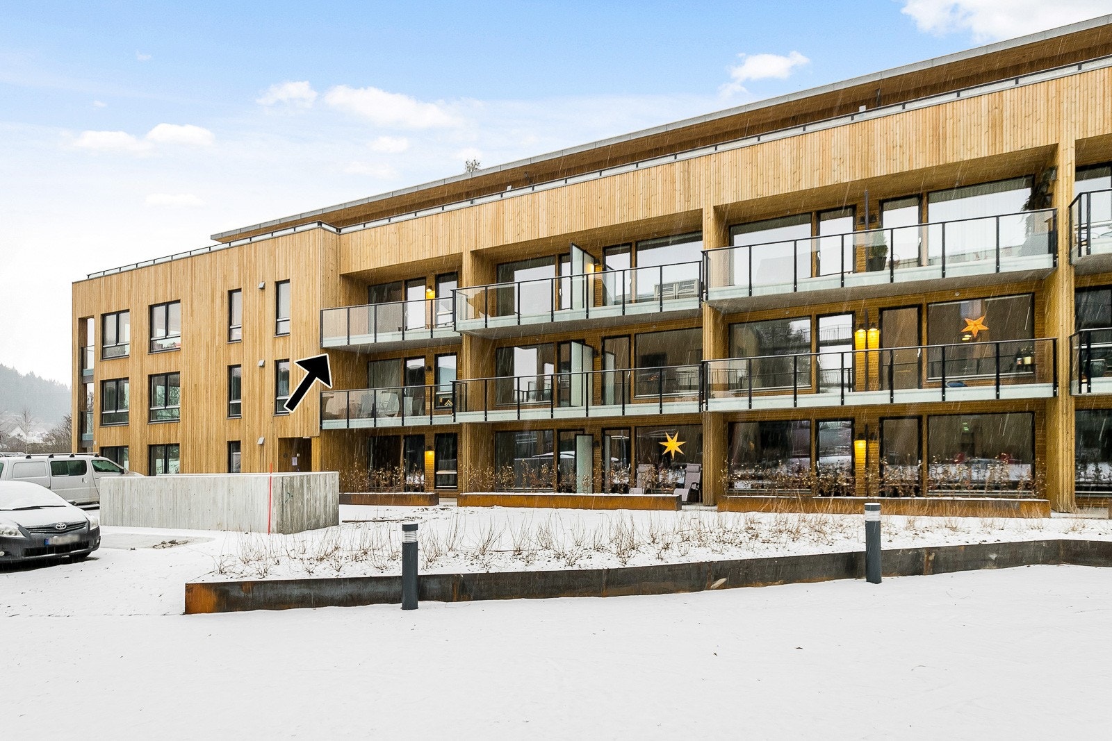 Beliggende i 3. etasje - sentralt og usjenert. Galleribilde