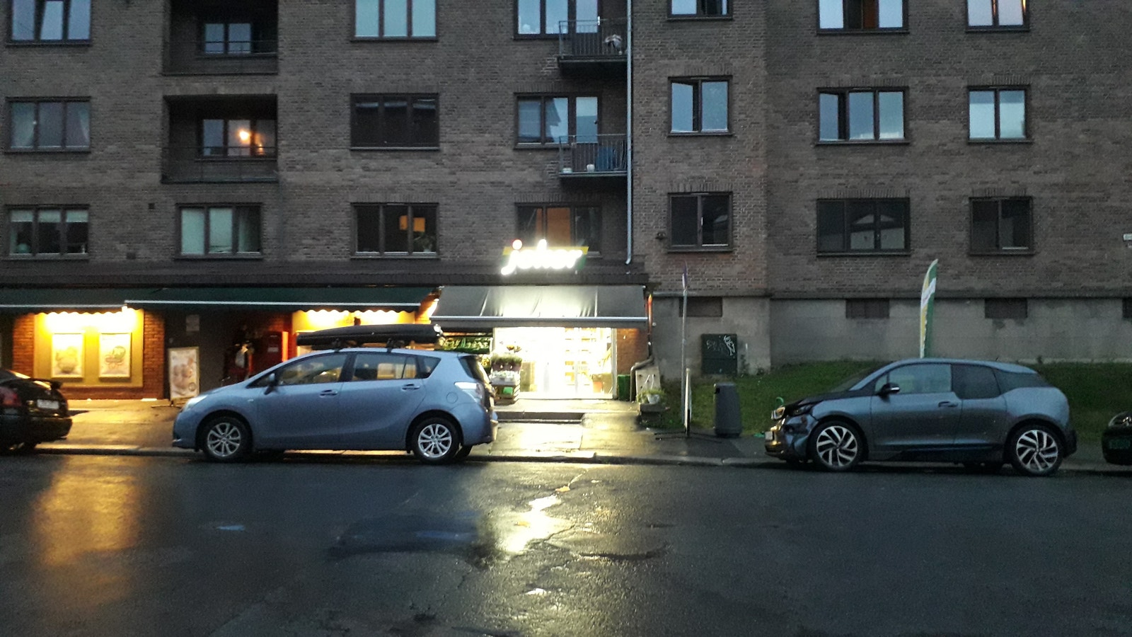 Søndagsåpen Joker rett rundt hjørnet. Galleribilde