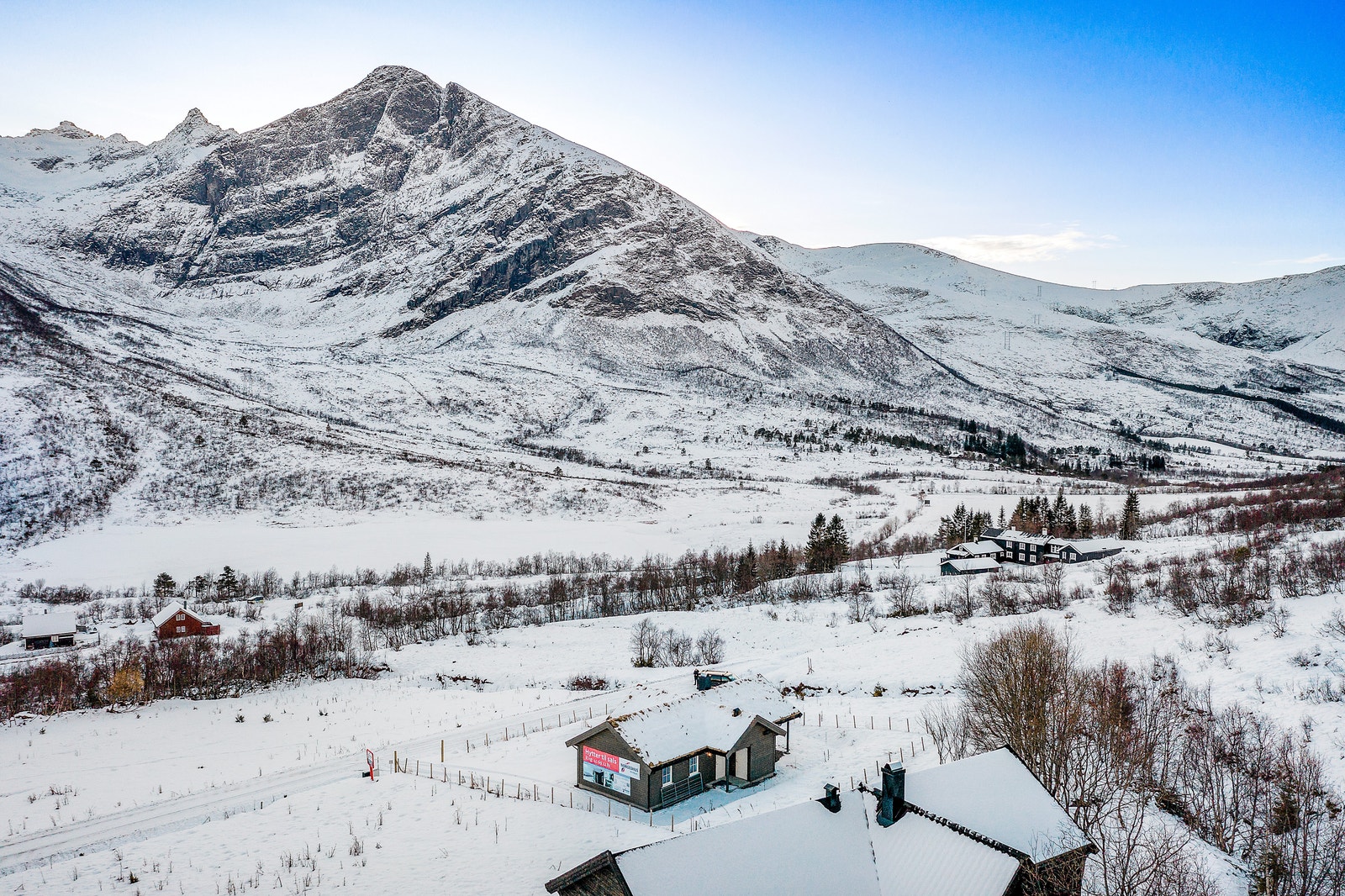 Balsam for sjela. Standalseidet har turmuligheiter rundt hytta, sommar som vinter. Galleribilde