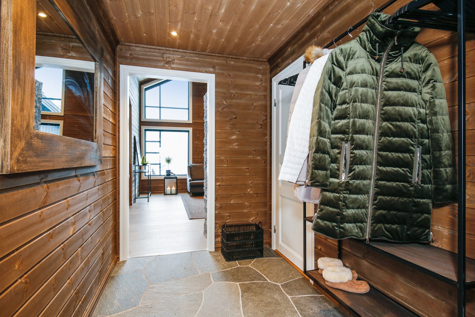 Midthø visningshytte på Norsk Hyttesenter (foto). Galleribilde