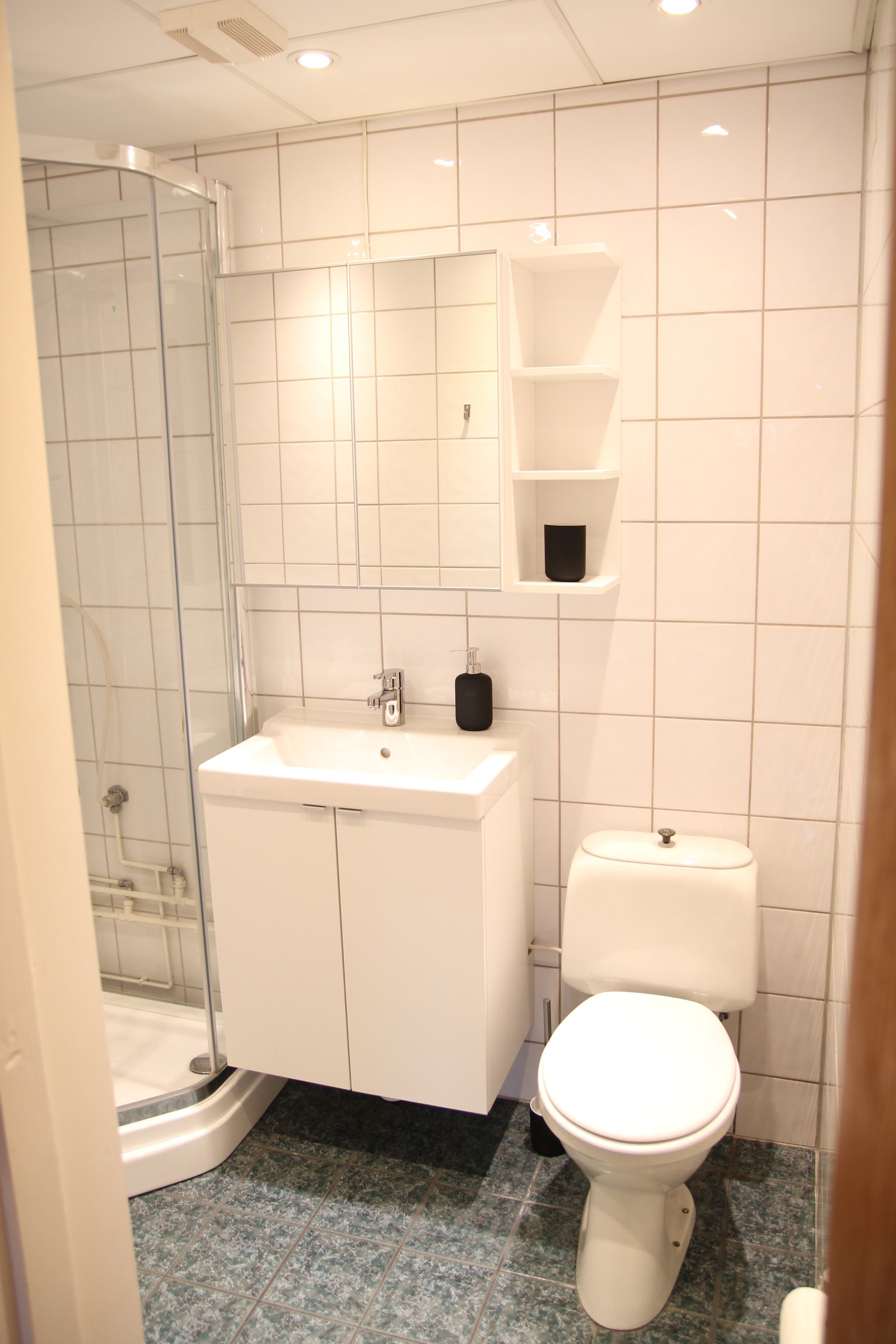 Nytt servantskap fra des 2019 Galleribilde