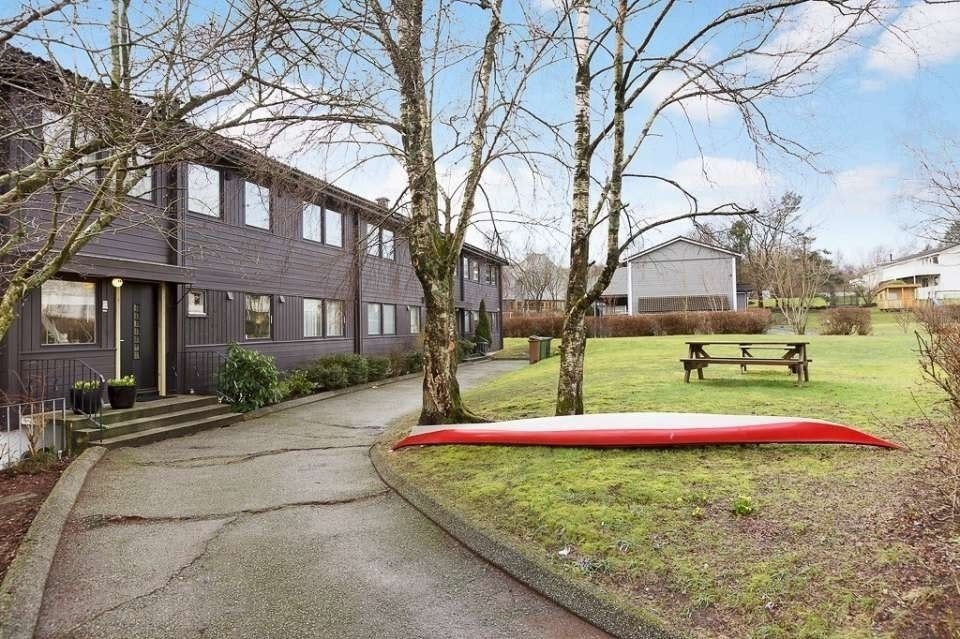 Romslig uteområde Galleribilde