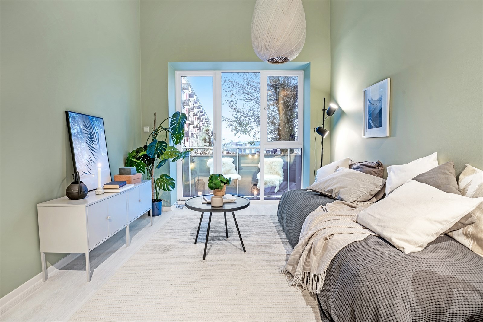 En flott 1-roms selveier med sydvestvendt balkong Galleribilde