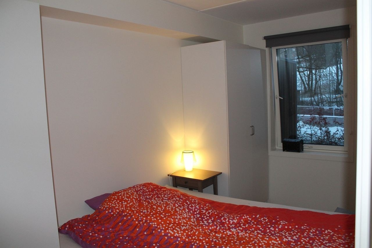 Soverom- eksempel på møblering Galleribilde