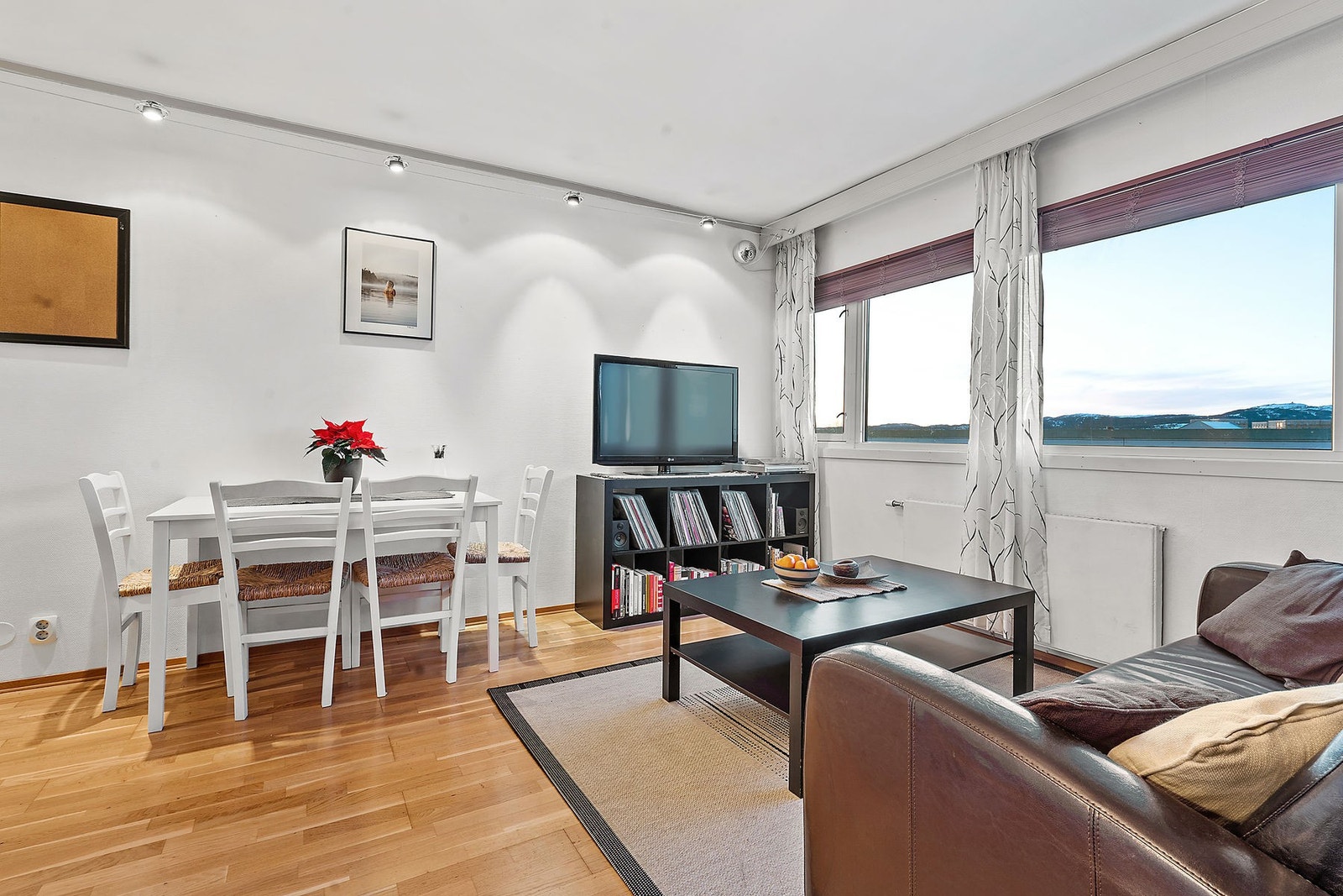 EiendomsMegler1 ved Alan Shaswar ønsker velkommen til Brøsetvegen 186 B! Galleribilde