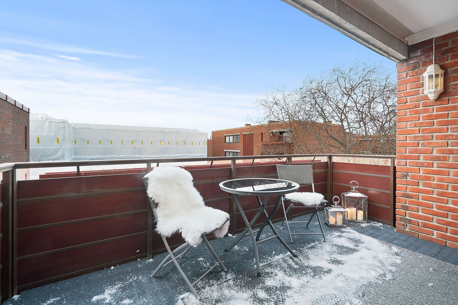Balkong med gode solforhold Galleribilde