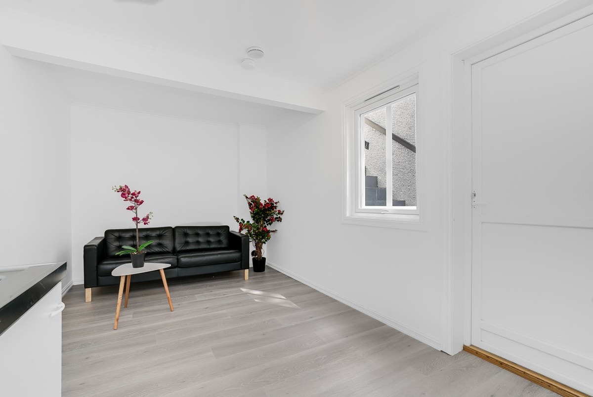 Deler av underetasjen er innredet som utleiedel. Galleribilde