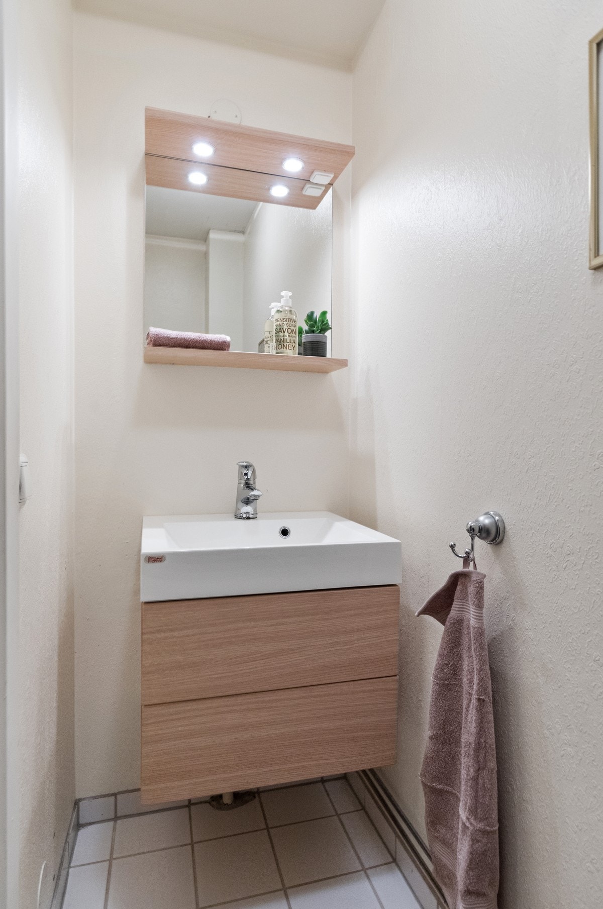 Leiligheten har også et separat toalettrom Galleribilde