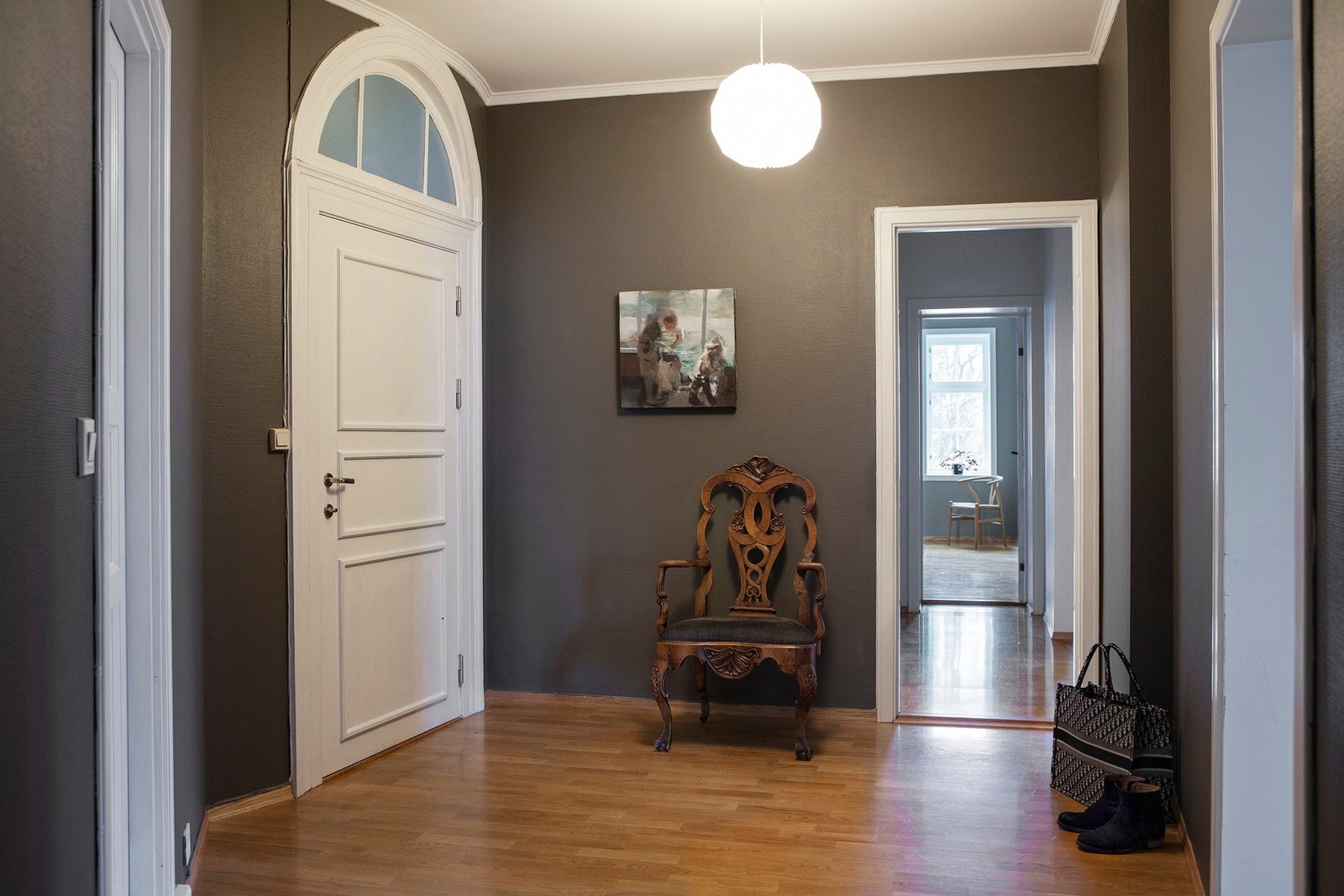 Inngang/hall på 9,5 kvm. Galleribilde