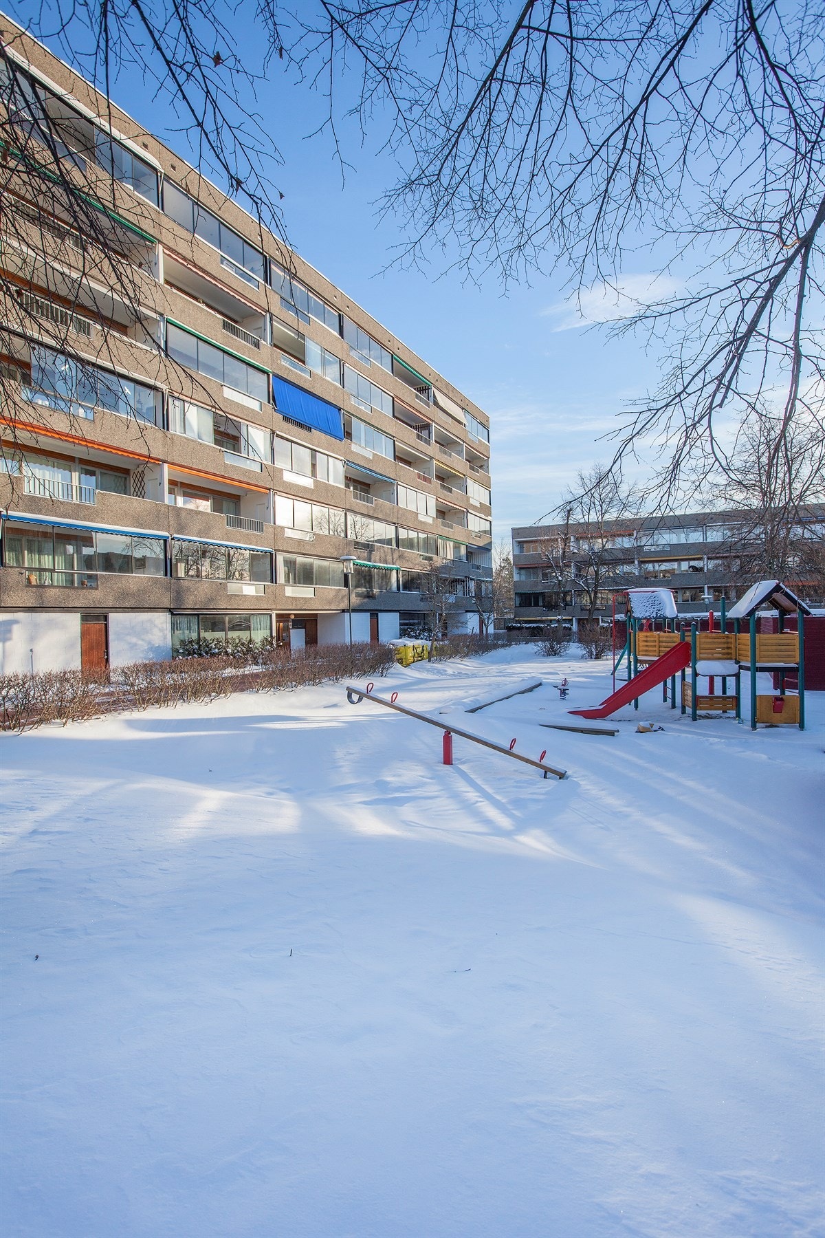Borettslagets område ansees som skjermet og trafikksikkert, og har flere lekeplasser Galleribilde
