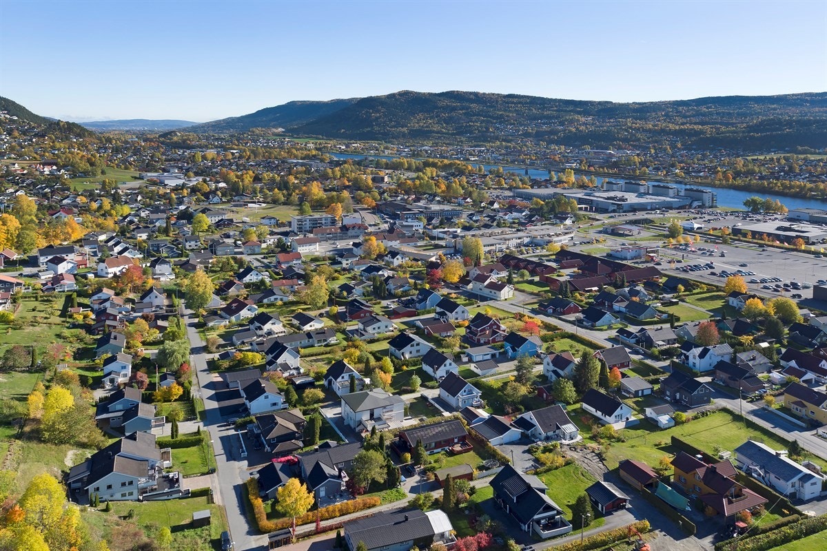 Sentral men samtidig tilbaketrukket, barnevennlig og rolig beliggenhet. Galleribilde