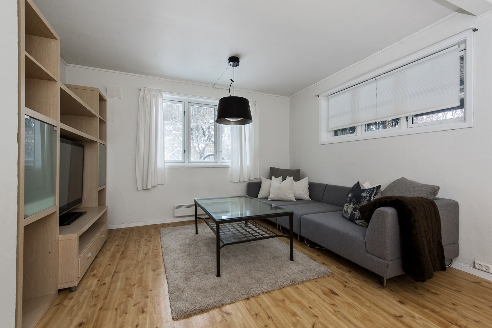 Stuen i sokkelleilighet Galleribilde