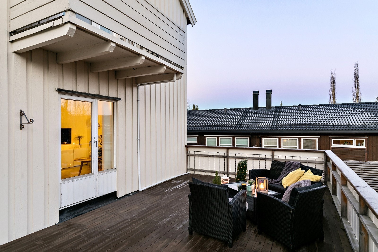 Stor terrasse på ca. 20 kvm. Galleribilde