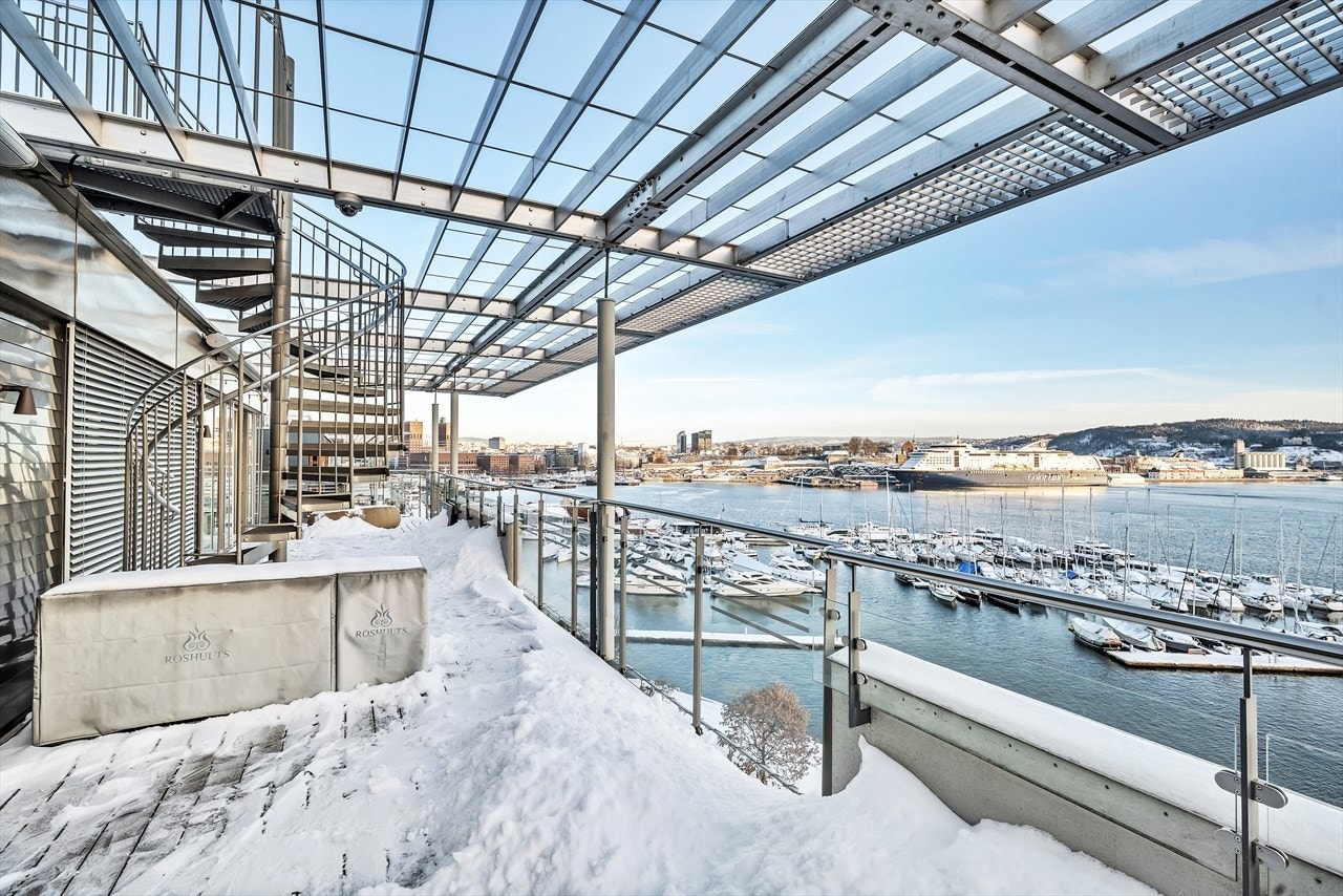 Vindeltrapp opp til takterrassen. Galleribilde