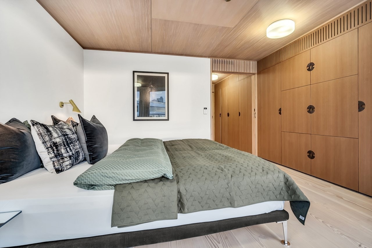 Rikelig med garderobeplass. Galleribilde