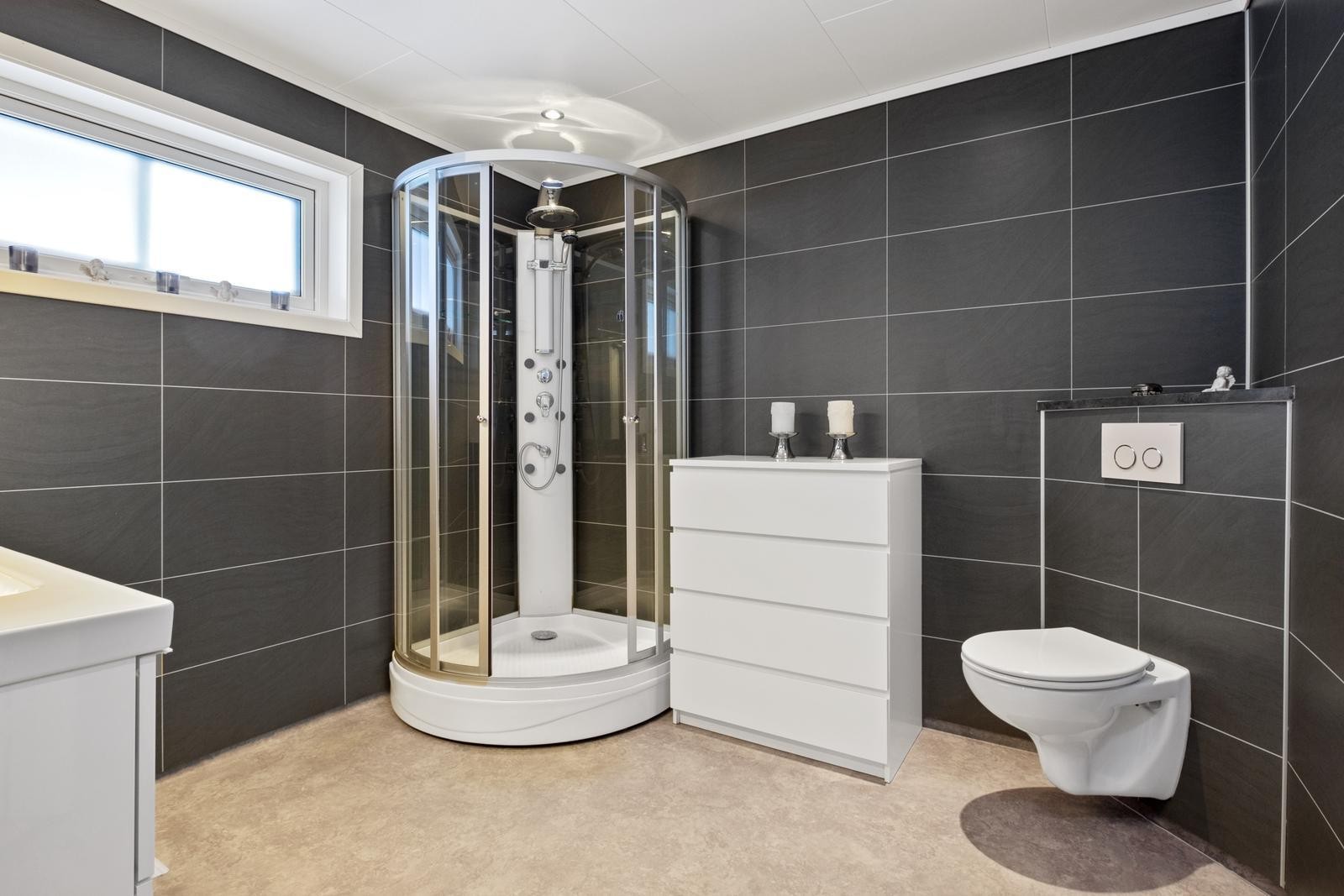 Flott bad i 1. etg! Galleribilde