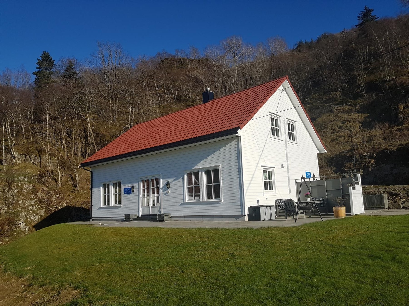 Velkommen til Hummeråsveien 7 på Hidra! Nyere enebolig nær Rasvåg! Galleribilde