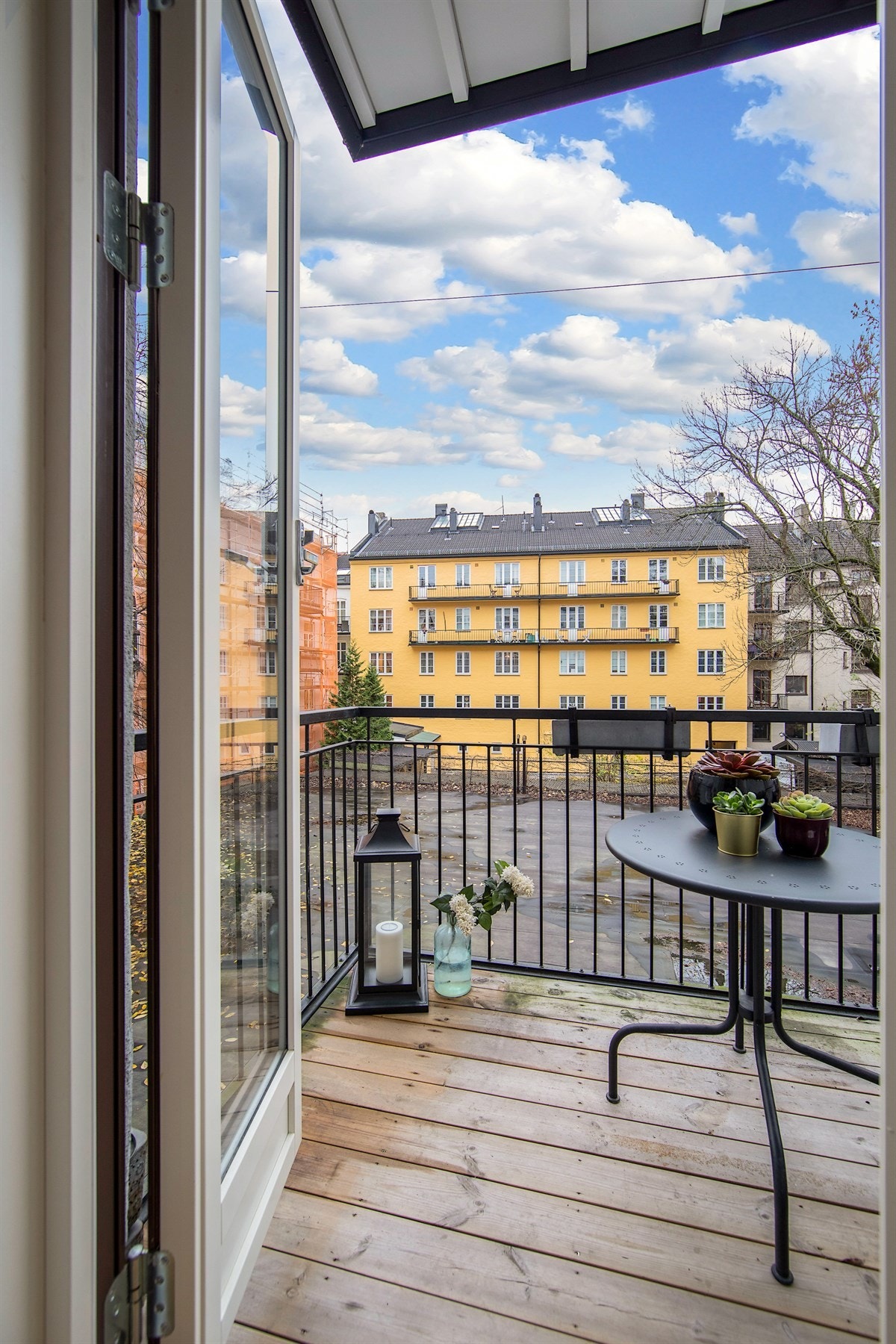 Utgang fra soverom || til balkong Galleribilde