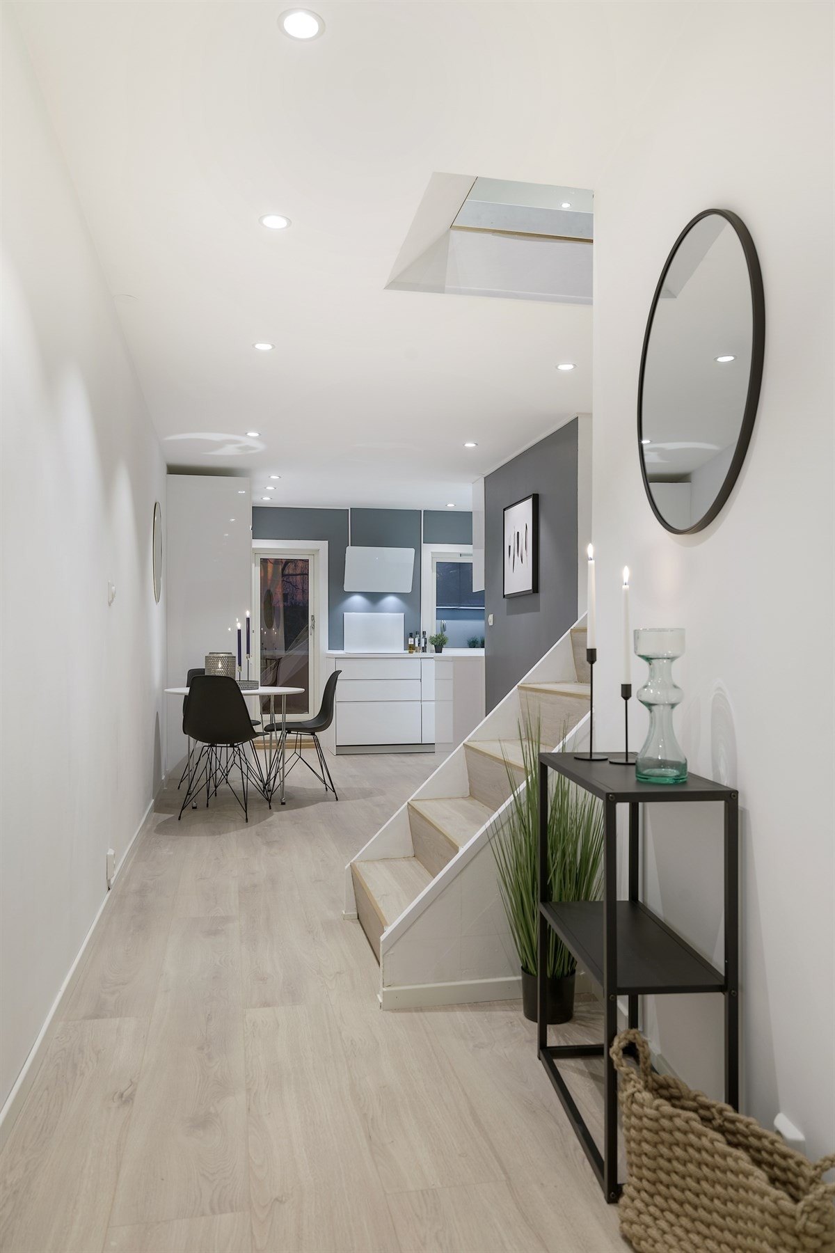 Entreen er lys og innbydende Galleribilde