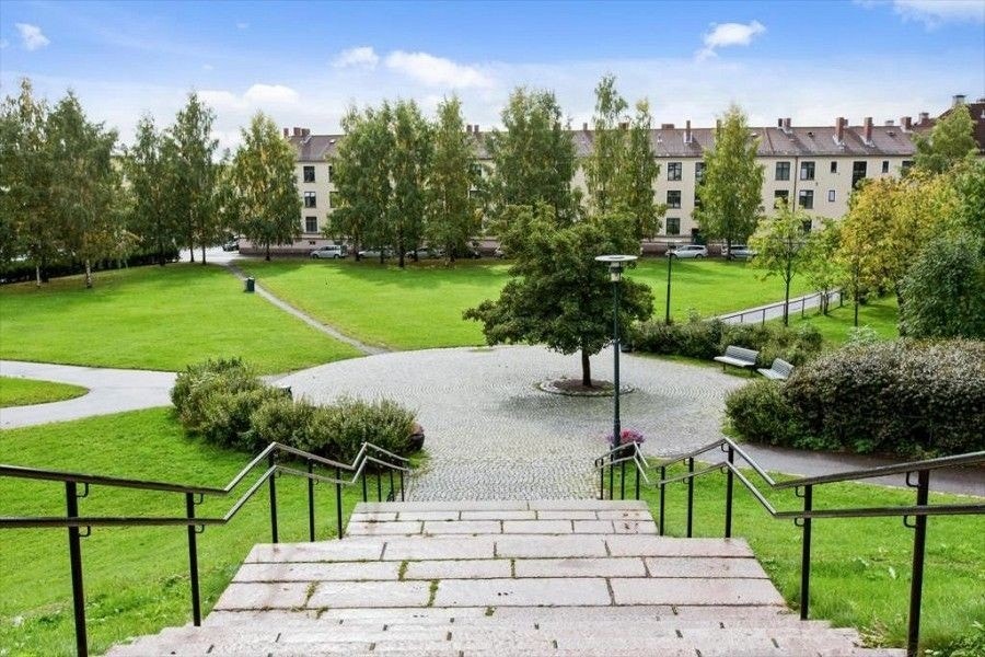 Grønne Torshov Kirkepark er nærmeste nabo. Galleribilde