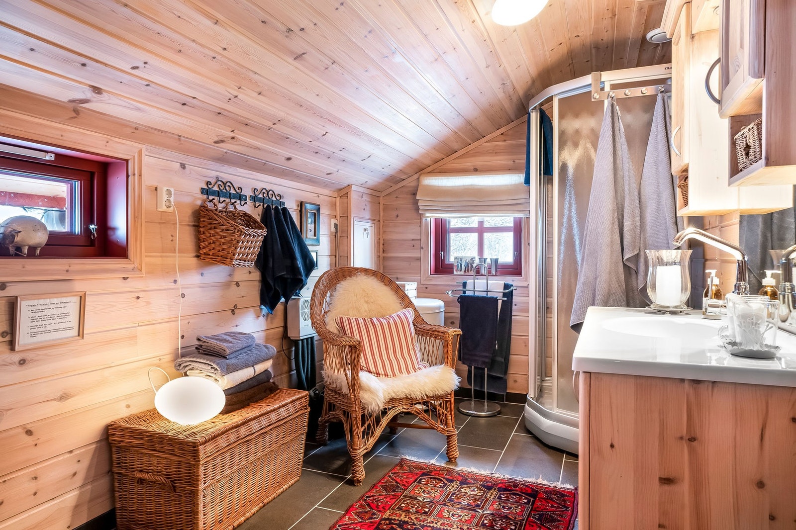 12301890 Galleribilde