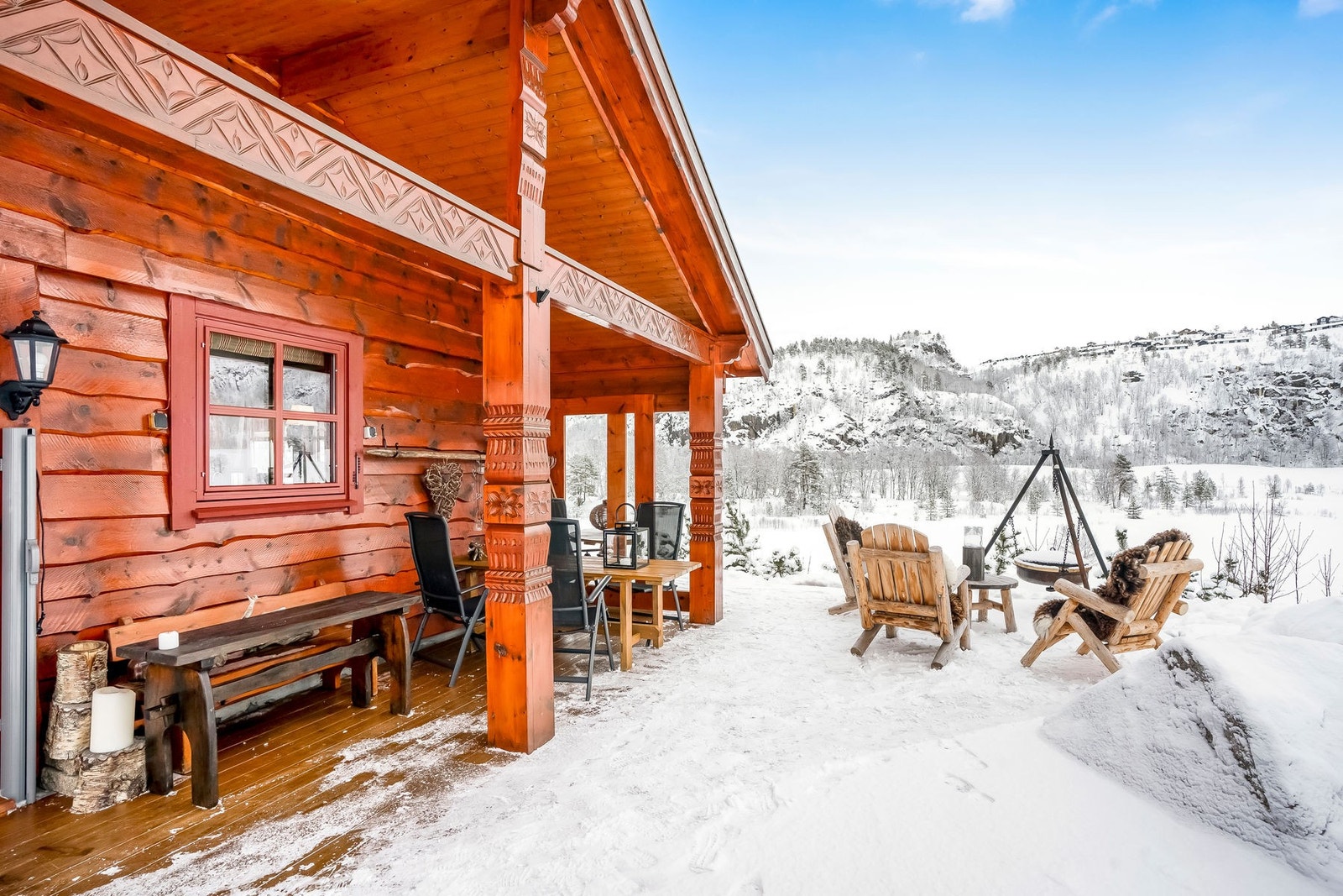 Særdeles god idyll på fjellet. Rett v/skispor og elven. Kjør til døren. Galleribilde