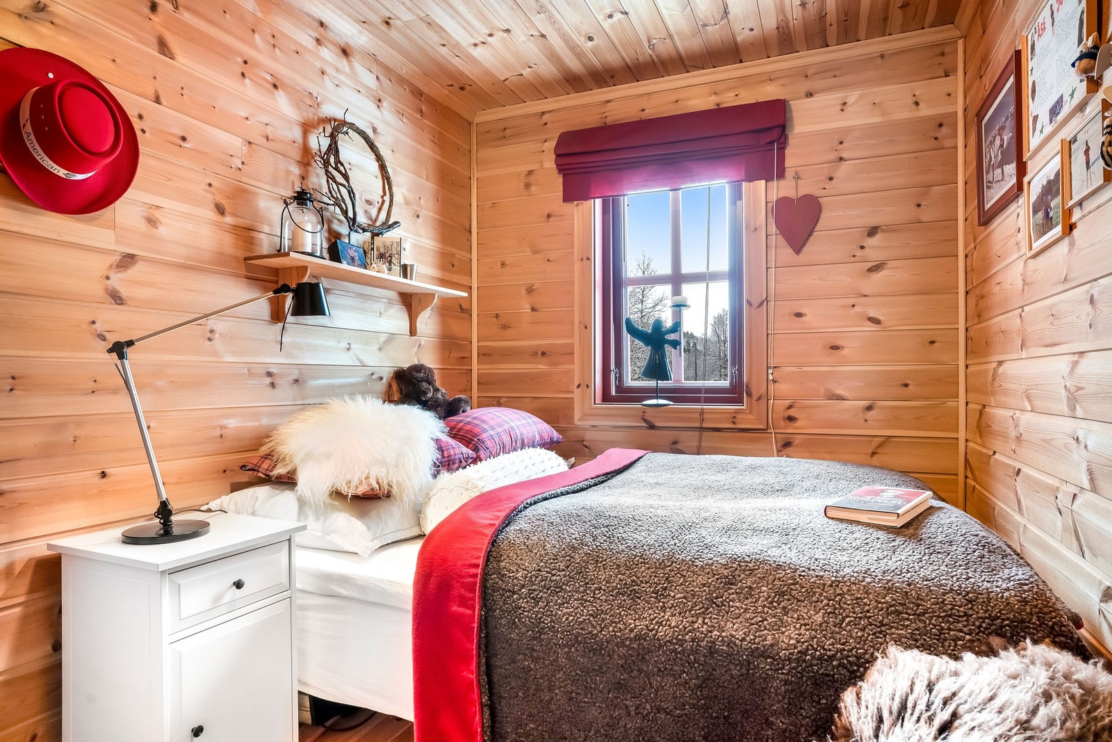 12301880 Galleribilde