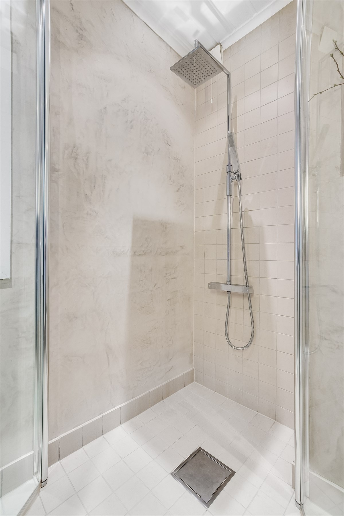 Innglasset dusjhjørne Galleribilde