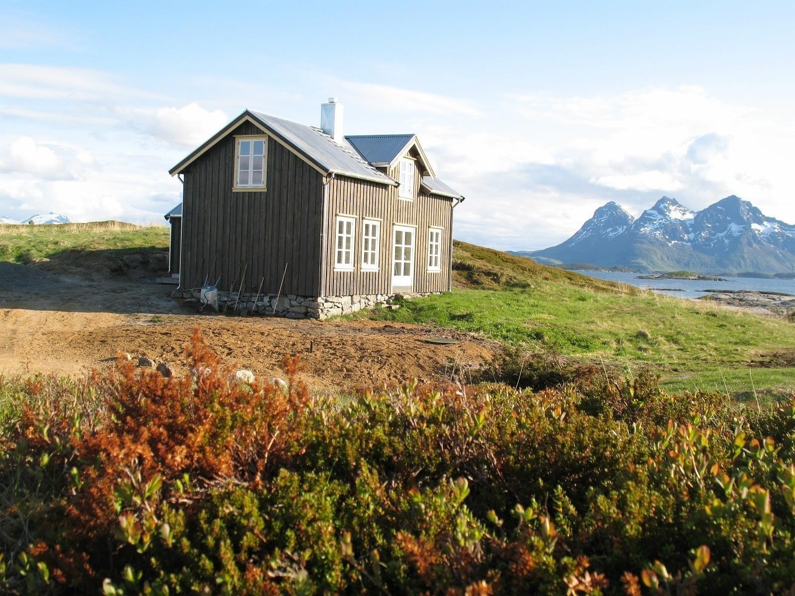 Her kan du senke skuldrene å nyte frisk sjøbris i et fantastisk naturlandskap Galleribilde
