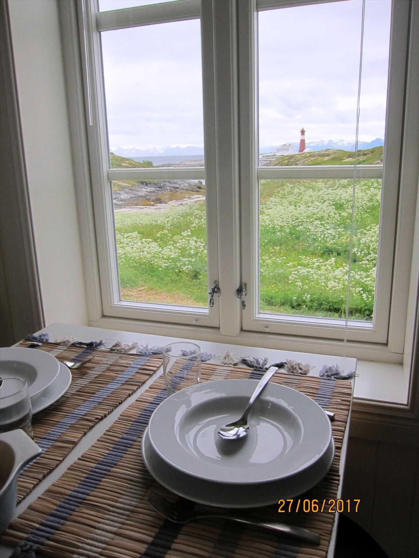 Nyt frokosten med et maleri i stadig forandring Galleribilde