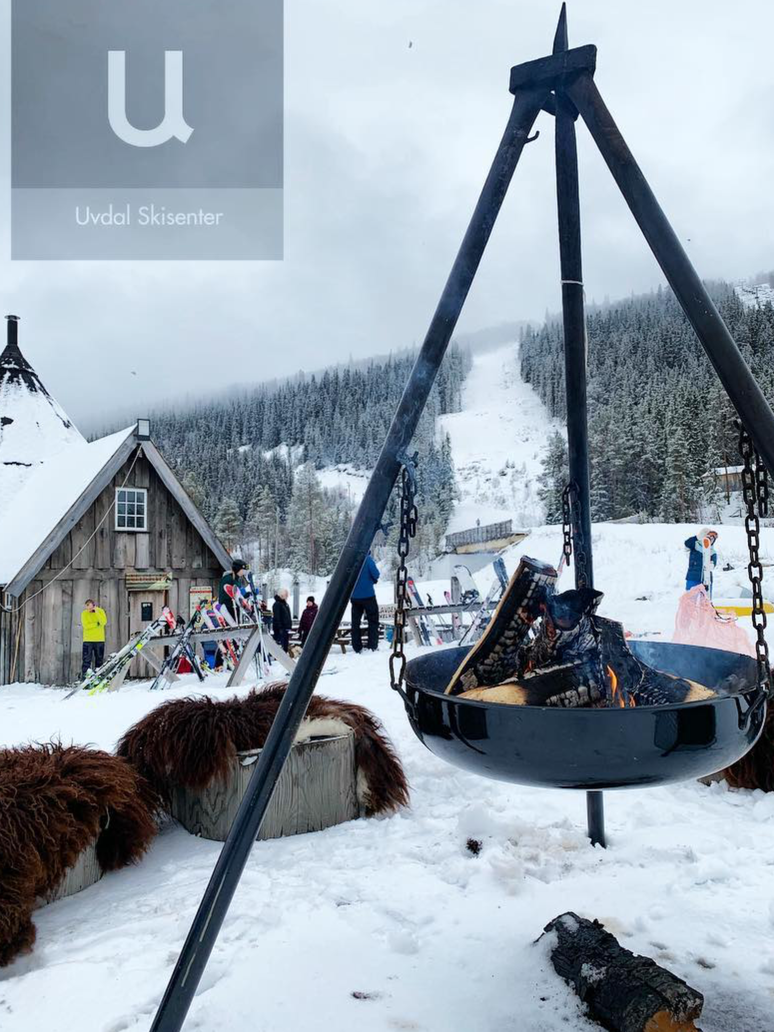 The resort afterski just outside the place Galleribilde